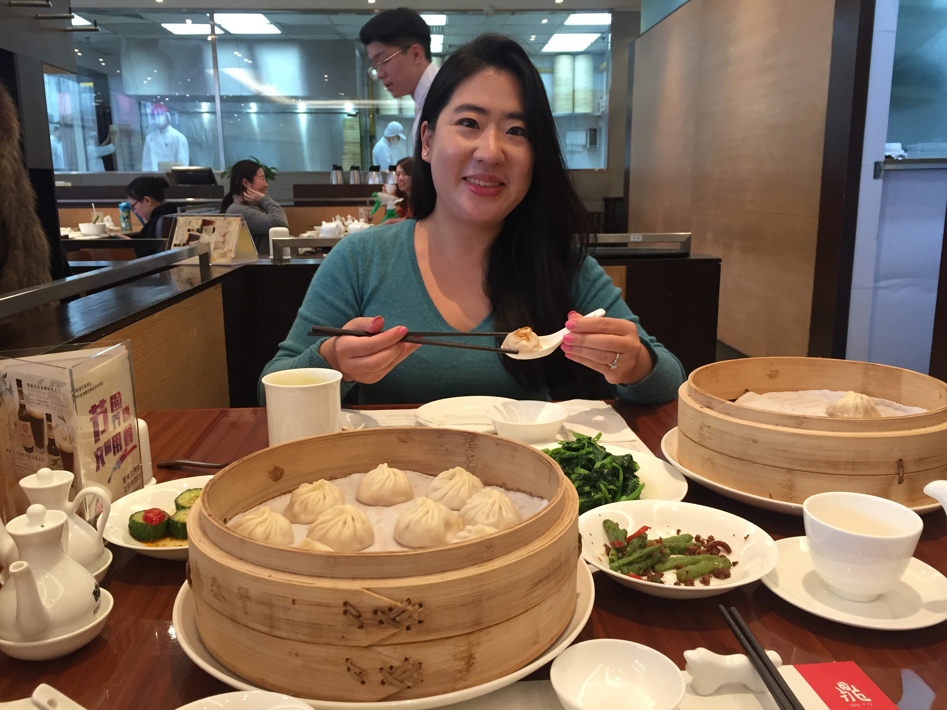Eating Xiao Long Bao in Shanghai - The Perky Traveler